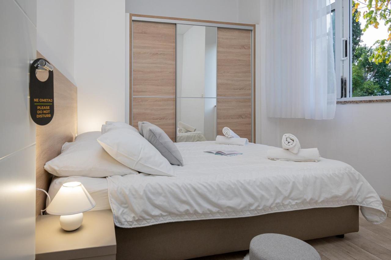 Apartments Palace Kolovare Zadar Exterior photo